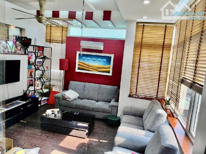 Bán Nhà Long Biên,Chu Huy Mân 61m2-hơn 7 tỷ-4 tầng-mt 5m- SIÊU HIẾM-LÔ GÓC THOÁNG-DÂN XÂY