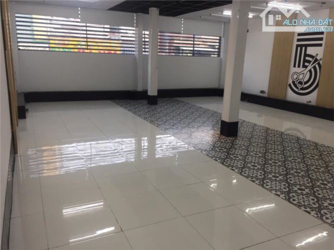BÁN NHÀ MẶT TIỀN NGUYỄN KIỆM, P.9, PHÚ NHUẬN – 8.3X14.2(117.4M2)HĐT42TR 18 TỶ