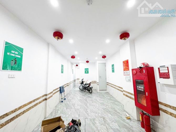 Phú Mỹ 64m. 5 tầng. 30m ra đường ô tô. Gần chợ. Gần trường. 9,7 tỷ - 10
