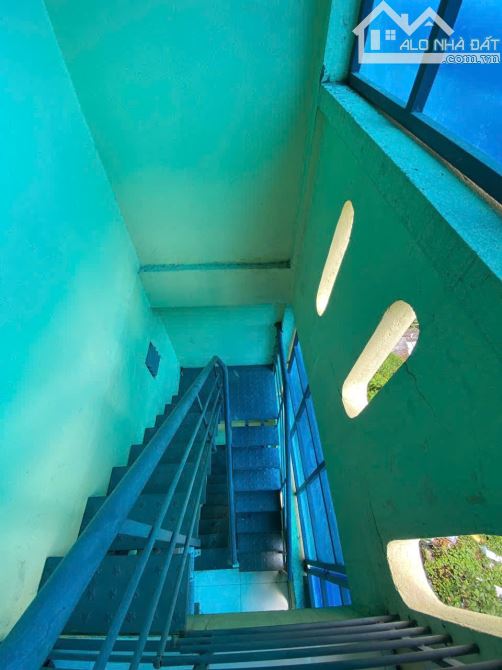 Bán Khách Sạn Lò Lu Thu Nhập 130 Triệu/Tháng,Quận 9 - 11