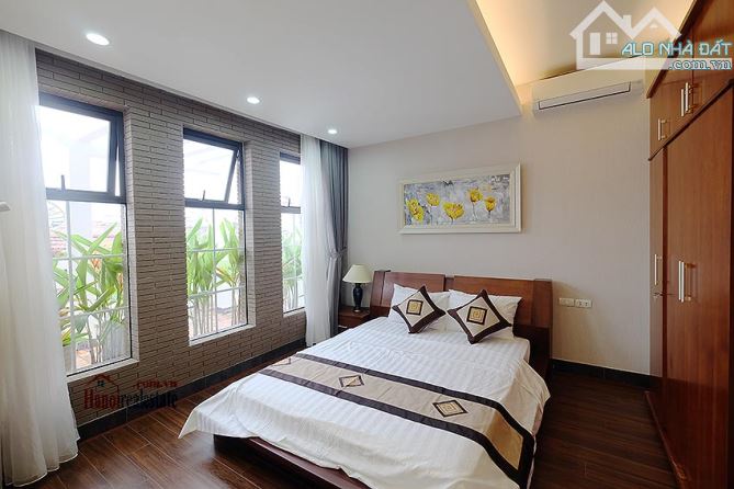 BÁN NHÀ BA ĐÌNH, PHỐ LỚN ĐỘI CẤN, 110*7, MT5, LÔ GÓC 3 MẶT TIỀN, 2 MẶT ÔTÔ TRÁNH, H/S120TR - 1