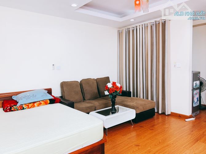 cho thuê căn hộ starcity lê văn lương 50m2, 1 phòng ngủ full đồ cao cấp giá chỉ 11tr - 1