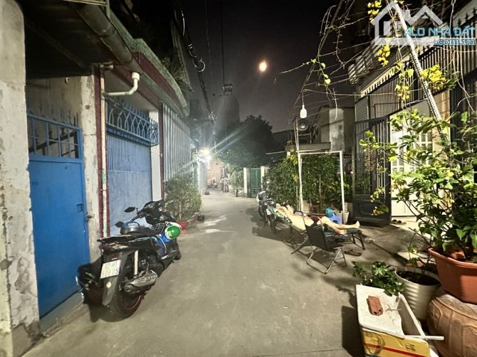 Bán nhà đẹp 2 tầng, 26m2, CHỈ 3 TỶ, trung tâm Gò Vấp, P10 Quang Trung, SHR - 1
