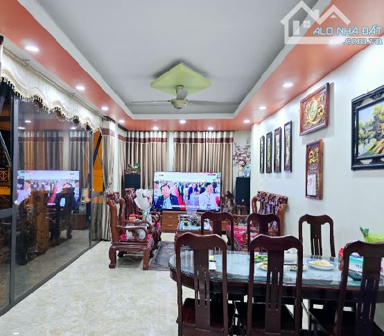 SIÊU HIẾM – NHÀ 5 TẦNG PHỐ TRẠM, 32M², CHỈ +7 TỶ! 🔥 - 1