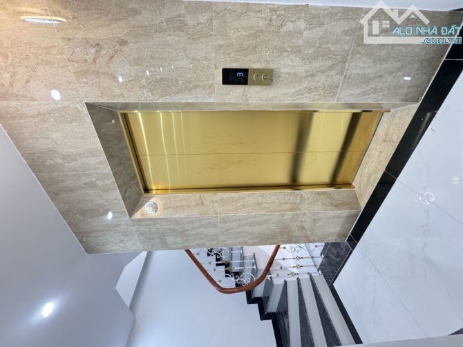 NHÀ 7 TẦNG - THANG MÁY - full Nội Thất xịn nhập khẩu  - Gara  ô tô  - TRUNG TÂM  Ngọc Thụy - 1