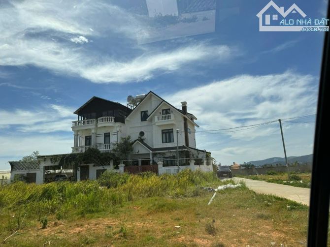 Bán đất 10m mặt tiền, 204m2 ở Bạch Đằng, P7, Đà Lạt, 7,5 tỷ - 1