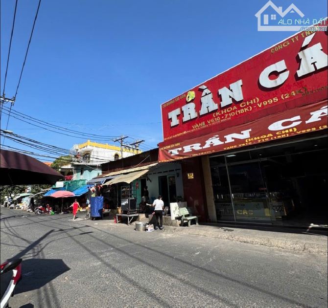 QUẬN 8-MẶT TIỀN CHỢ PHÚ ĐỊNH SẦM UẤT-ĐƯỜNG 10M-KINH DOANH ĐA NGÀNH-NHỈNH 6 TỶ. - 1