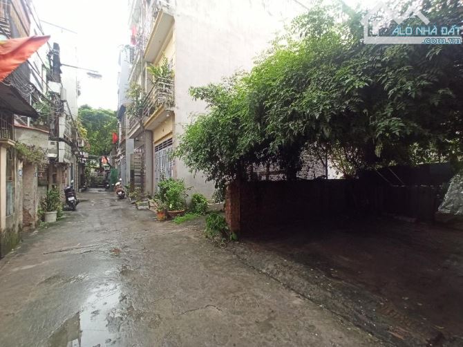 ĐẤT Ô TÔ -KHU PHÂN LÔ QUÂN ĐỘI -ĐỨC GIANG LONG BIÊN 55M2 6,2TỶ - 1