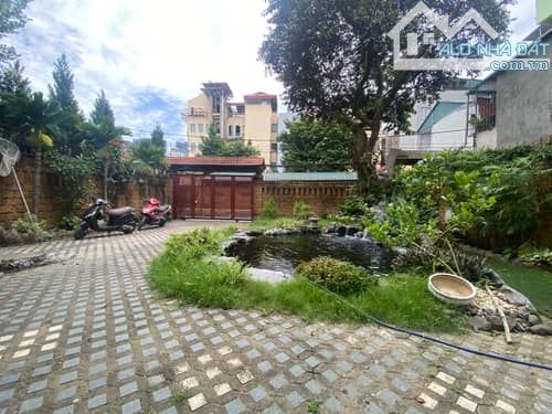 Biệt thự Phú Thượng, Tây Hồ bể cá Koi siêu thư giãn giá 186tr/m2