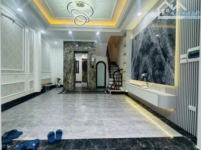 Quất! Nhà 5 tầng, mt 6m tại Xuân Phương, Phương Canh, thang máy, ô tô vào tận cửa, Chỉ 6Tỷ - 1