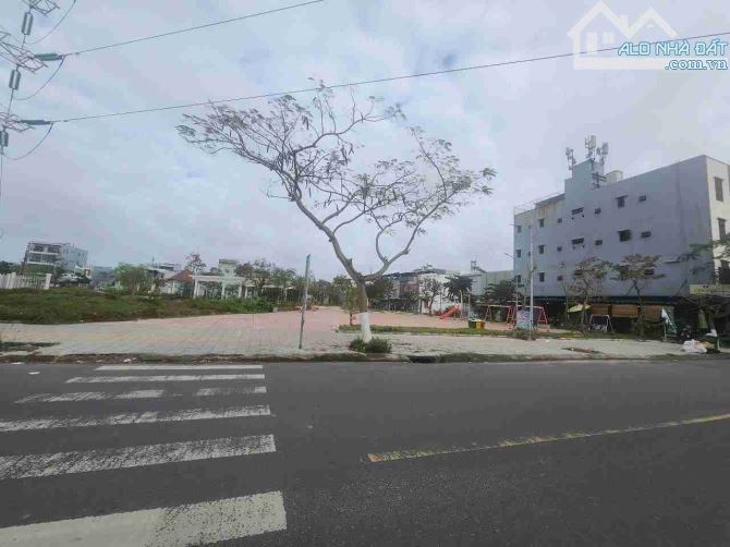 Chủ bán nhanh lô góc ngay cầu Trung Lương ven sông mát mẻ - 1