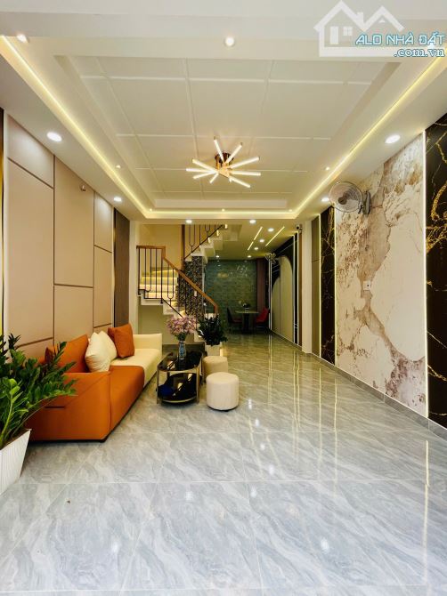 BÁN NHÀ 3 TẦNG – HẺM 5M NHỰA – GẦN HOÀNG BẬT ĐẠT, CỐNG LỠ – 4PN – GIÁ NHỈNH 6 TỶ - 1