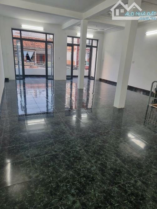 Bán nhà mặt tiền đường Đặng Tất , Vĩnh Hải , Nha Trang - 1