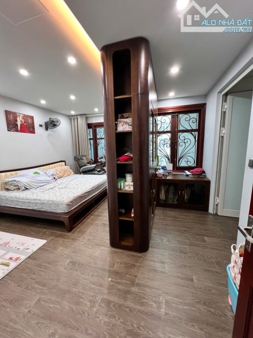 Siêu phẩm lĩnh nam 122 m / 5 tầng / giá chào 23,5 tỷ - 1