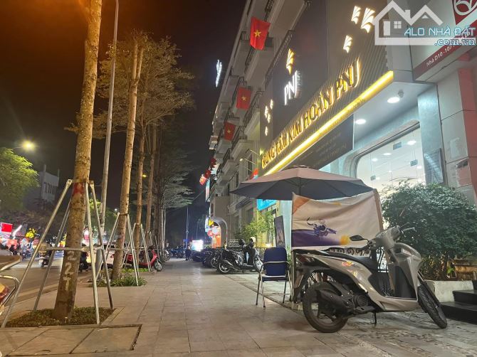 BÁN NHÀ MẶT PHỐ VIP XUÂN LA – LÔ GÓC – THANG MÁY – KINH DOANH ĐỈNH - 1