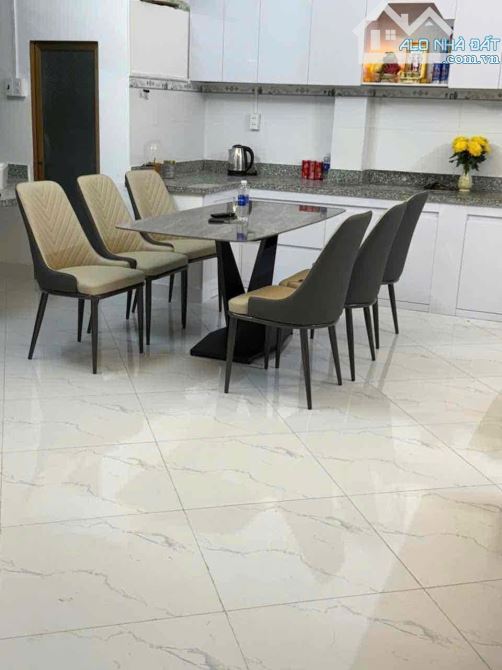 SIÊU HOT- NHÀ 2 TẦNG -MẶT TIỀN VIEW CÔNG VIÊN-TT SƠN TRÀ-ĐÀ NẴNG-GIÁ NHỈNH 4 TỶ - 1