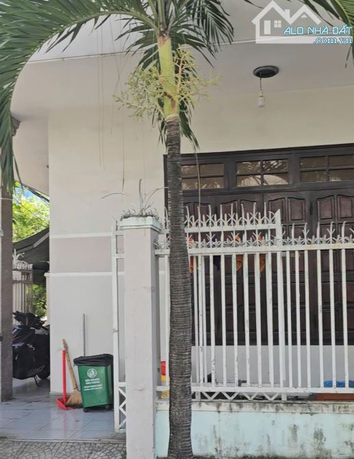 SIÊU PHẨM- NHÀ 2 TẦNG -VỊ TRÍ KIM CƯƠNG-GÓC HAI MẶT TIỀN -TT SƠN TRÀ-ĐÀ NẴNG-NGANG RỘNG 8M - 1