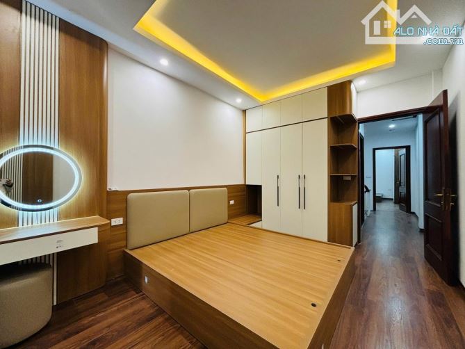 VIP BA ĐÌNH- NGÕ THẲNG- CÁCH MP CHỈ 15M- HAI THOÁNG - 1