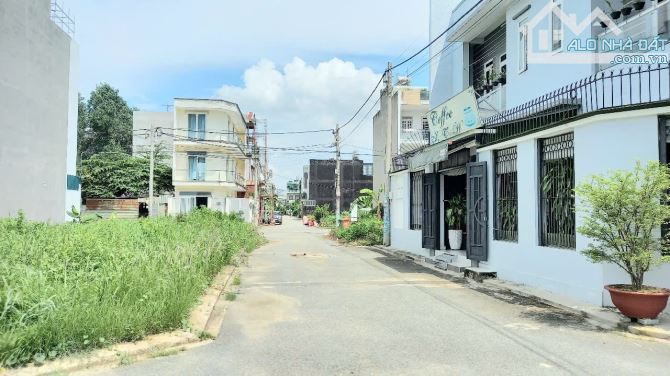 Bán đất hẻm xe hơi. Đường lã xuân oai .P long trường .tp thủ đức - 1