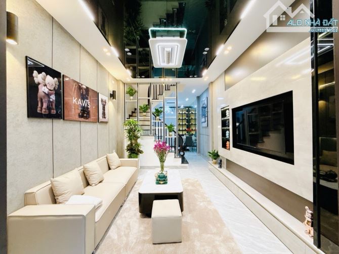 BÁN NHÀ NGÕ RỘNG PHỐ NGUYỄN KHANG, CẦU GIẤY, DT 42M2, 4 TẦNG, GIÁ CHÀO 9 TỶ. - 1