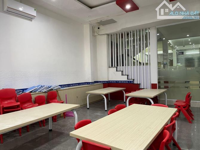 NHÀ 1 TRỆT 2 LẦU MẶT TIỀN KINH DOANH NGUYỄN TRÃI: GIÁ 13.5 tỷ - 1