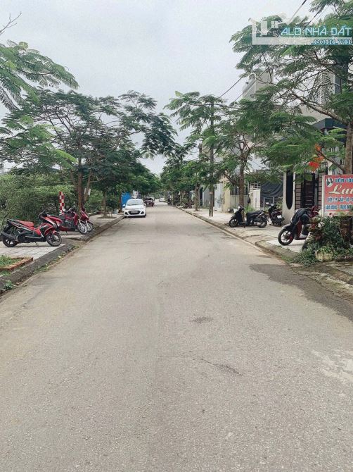 MẶT TIỀN HÀ VĂN CHÚC VIEW KÊNH THOÁNG MÁT, bàu vá, TP Huế.  💰 Giá chỉ: 3.3xx TỶ _________ - 1