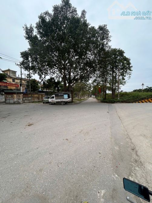 đất Giang Biên 30m2, ô tô tải vào tận nơi, hàng xóm biệt thự, giá 3.5 tỷ - 1