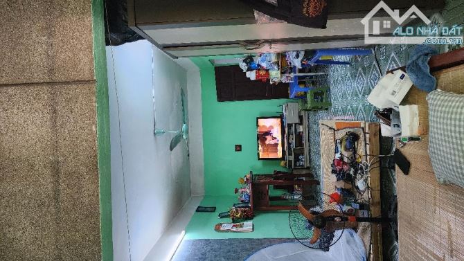Bán Tập Thể  Huỳnh Thúc Kháng, Đống Đa 75m x 3 Phòng Ngủ, Chỉ 4 Tỷ - 1