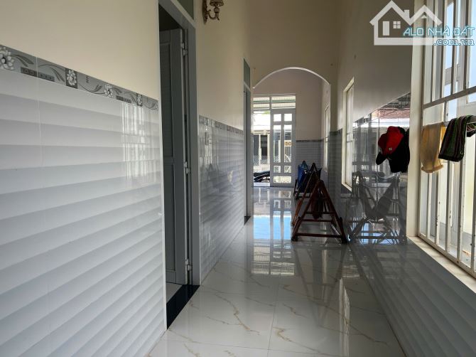 NHÀ MỚI KENG VÀO Ở NGAY, 2 PHÒNG NGỦ, HẺM XE HƠI TỚI CỬA, 189M2, GIÁ NHỈNH TỶ XÍU - 1