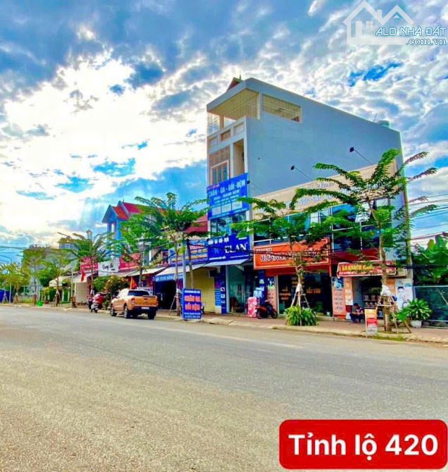 Gấp gấp gấp chủ cần tiền bán rẻ 60m đất 2 mặt đường cách CNC Hoà Lạc chỉ 800m - 1