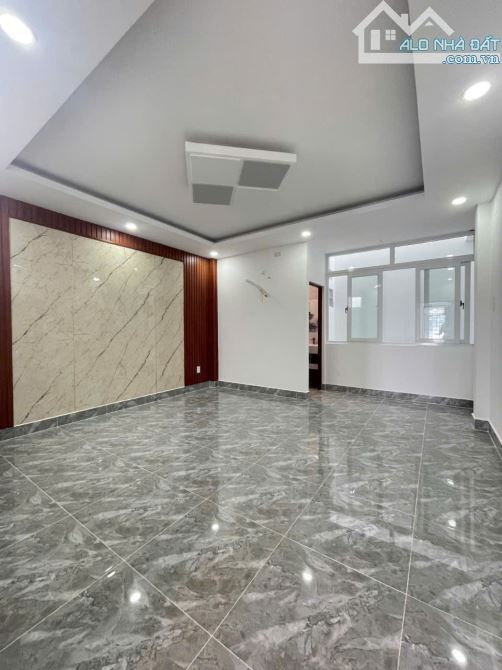 Bình Tân, Nhà 5 tầng 80m2, Ngang4.5m, cạnh Aeon,ô tô, giá rẻ - 1