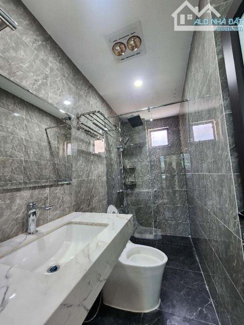 BÁN NHÀ TRUNG TÂM QUẬN HAI BÀ TRƯNG - NGÕ RỘNG - GẦN PHỐ - 1