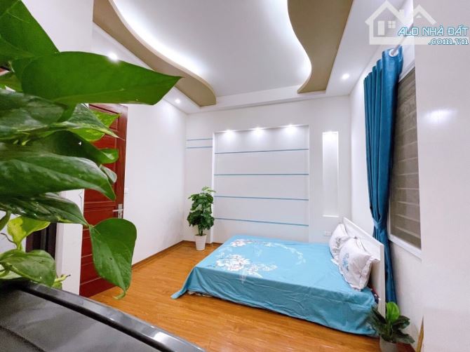 Bán tòa CCMN Láng, Đống Đa 60m 5T. 10 phòng khép kín. DT 600tr/năm. 11.8 tỷ - 1