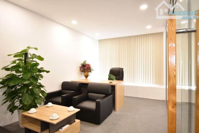 Bán tòa nhà mặt phố Tây Sơn, Đống Đa diện tích 650m2 xây 11 tầng nằm giữa phố giá 364 tỷ - 2