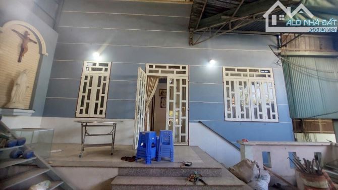 Bán xưởng  600m2 hai mặt tiền võ Nguyên Giáp, Phước Tân. - 2