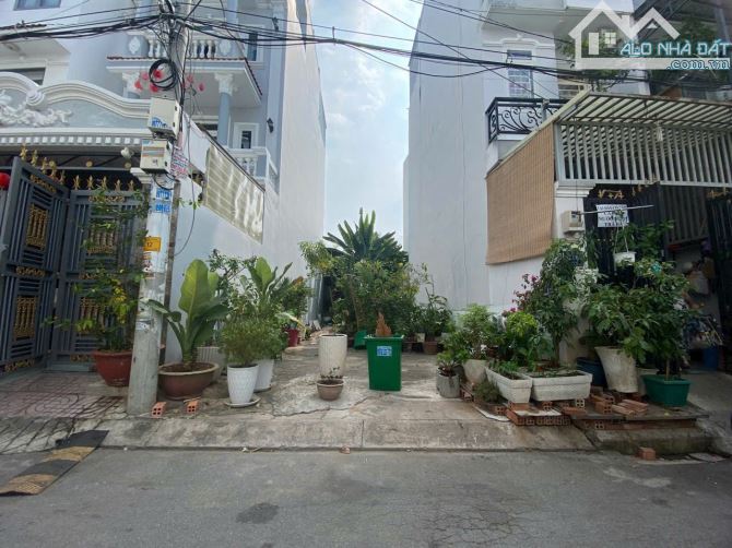 Cần bán lô đất hẻm 8m Đào Tông Nguyên, Nhà Bè, DT 5x18m. Giá 5,9 tỷ - 2