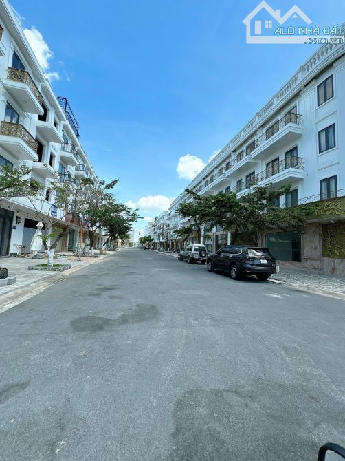 Nhà 1 trệt 2 lầu khu đô thị Hưng Phú,TP Bến Tre - 2