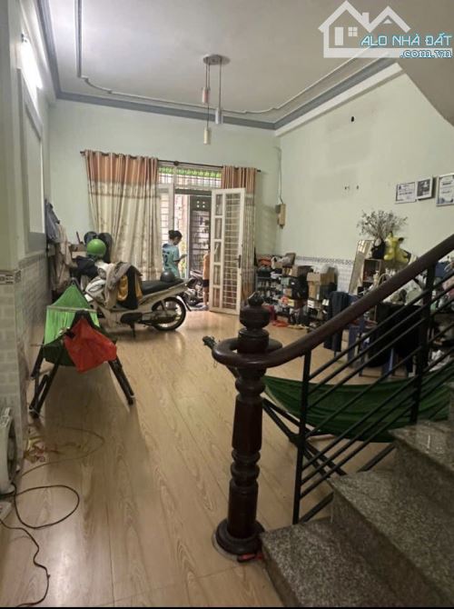 Nhà 54m2 giá 4,5 tỷ gần Đỗ Xuân Hợp hẻm rộng 6m - 2