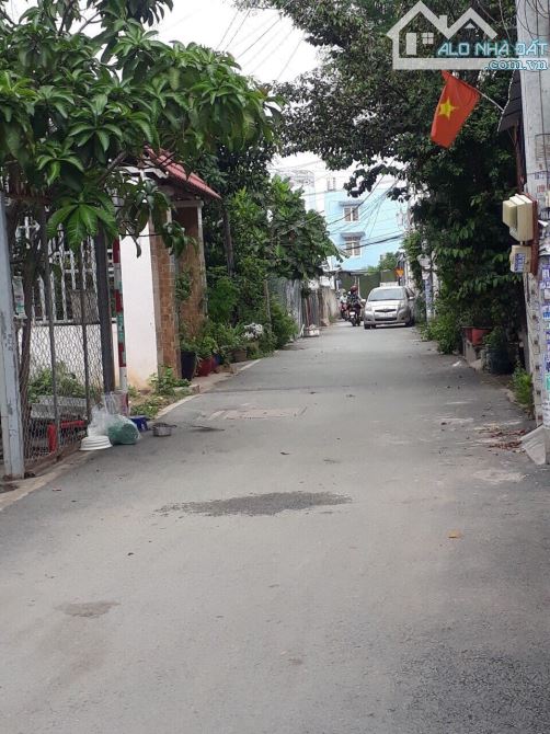 Bán đất giá rẻ, hẻm xe hơi tránh 108m2, đường Lã Xuân Oai, Tăng Nhơn Phú A, Q9. Chỉ 6 tỷ - 2