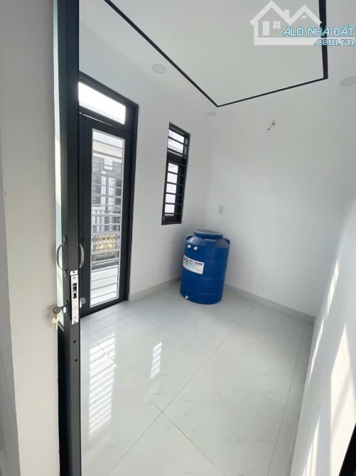 Thanh toán 200tr nhận nhà ở ngay, siêu phẩm 1trệt 1lầu, 4x9 2PN cách cầu lớn Hóc Môn 2km - 2