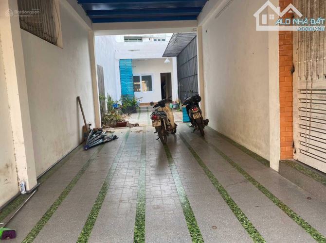 Căn góc 2 mặt tiền Lê Lợi, Phường 4, DT 150m2 ngang 5m thổ cư 100%, trục chính kinh doanh - 2