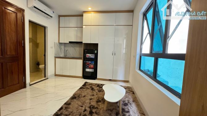 BÁN CĂN HỘ DV  6 TẦNG THANG MÁY XỊN - CẦU GIẤY - GẦN Ô TÔ - GIÁ RẺ - PCCC ĐẦY ĐỦ - 12 TỶ - 2