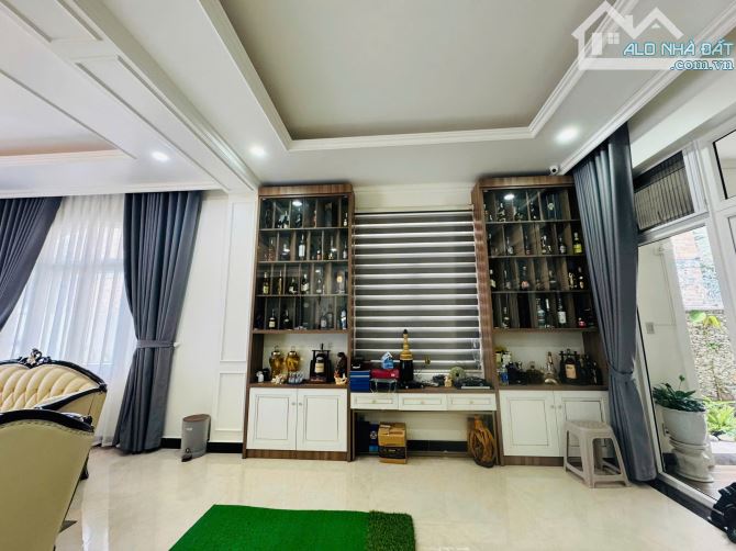 ✨🏡✨ Bán Villa Mặt tiền KQH đường Nguyễn Thị Nghĩa, Phường 2, Đà Lạt - 2