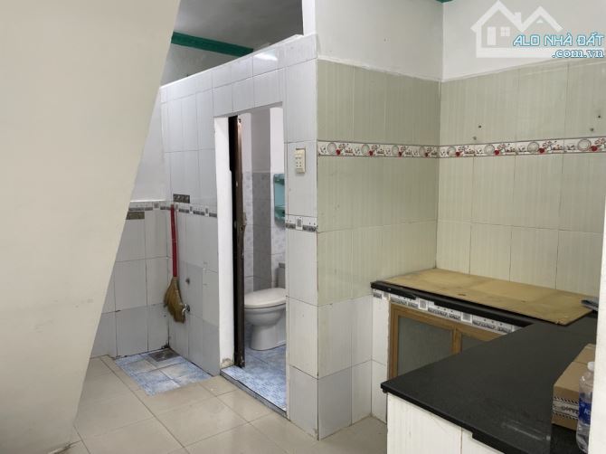 Bán Nhà Hẻm, DT 30m2 Trần Hưng Đạo, Quận 5, 4 Tầng, 3PN, Hoàn Công Đủ, Giá 5Tỷ - 2