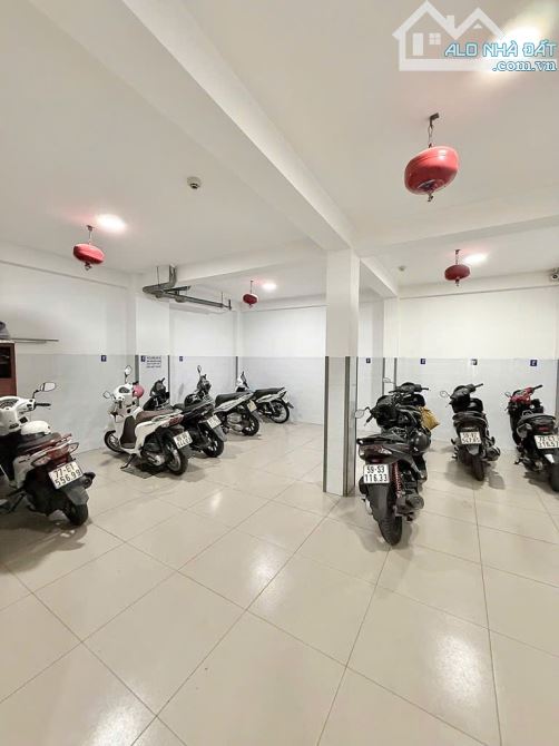 Tòa nhà CHDV 6 Tầng 19 phòng - Đường xe tải thông -Trường Chinh -DT 6.5X23M - Chỉ 21 tỷ - 2