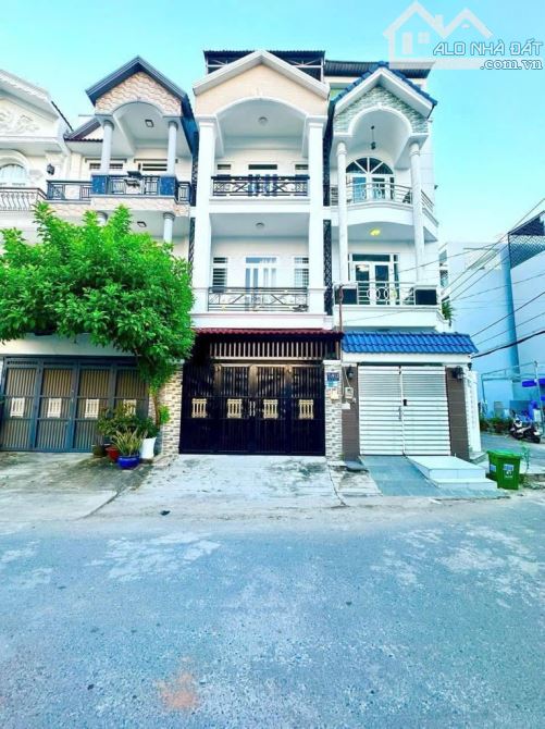 Bán nhà 4 tầng, Đào Tông Nguyên, TT Nhà Bè, Nhà Bè. 250m2 - MT nhựa 10m - Chỉ 6 tỷ hơn. - 2