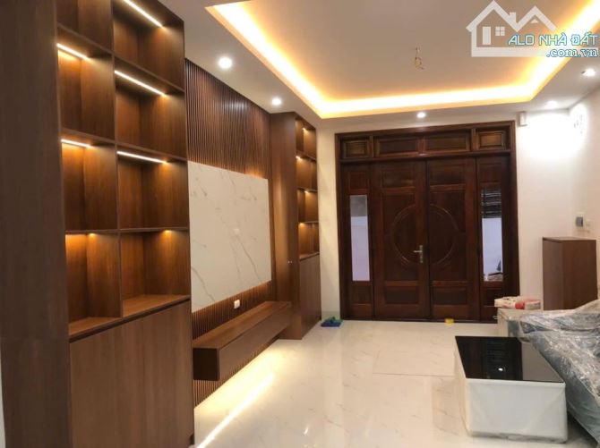 Bán Nhà 5 Tầng Thang Máy 50m² , Ô tô đỗ tại gần phố Bà Triệu, Hà Đông, Giá quanh 9 Tỷ - 1
