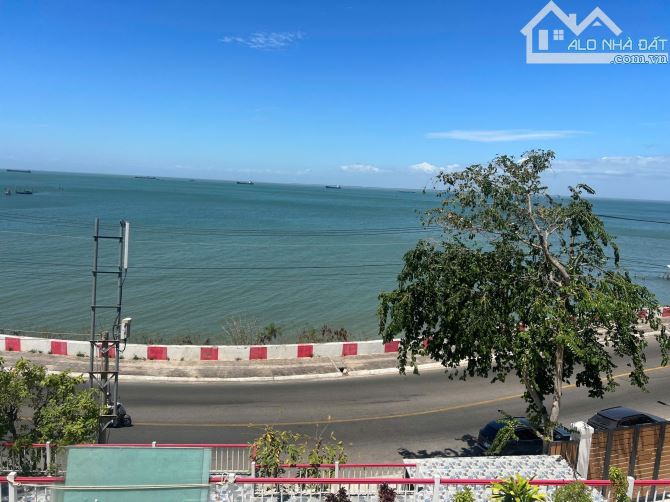 📍 Cho thuê mặt bằng Trần Phú View Trực Diện Biển  📏 Diện tích: 500m² - 2