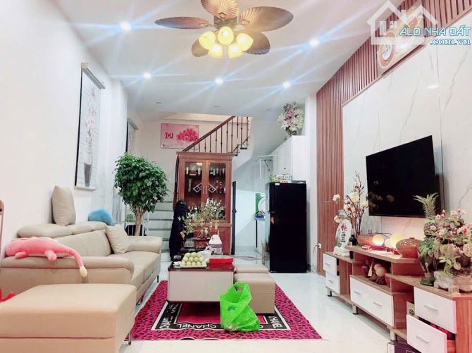 Bán nhà lô góc 5 tầng Phúc Lợi 36m2, ô tô đỗ cửa, gần Vinhomes Riverside, giá 5.35 tỷ - 2