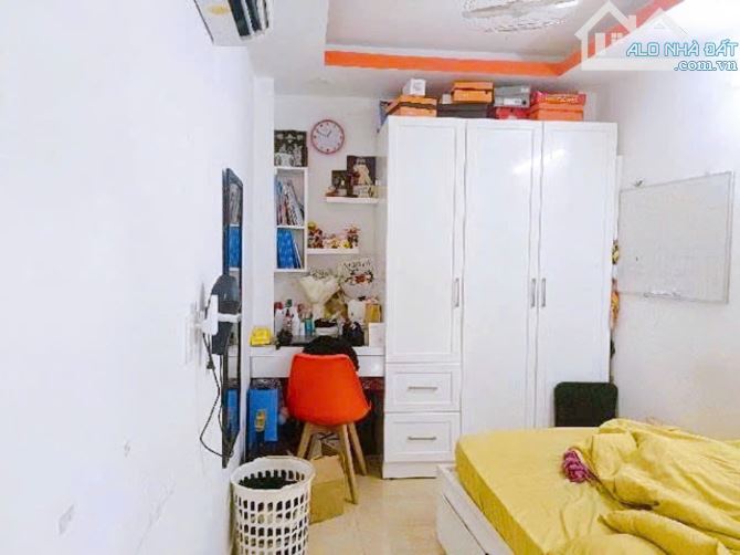 Bán nhà QUẬN 3, hẻm xe hơi 2 chiều Lê Văn Sỹ, DT 3x13.2 m, 5 tầng, Giá 8.5 tỷ - 2